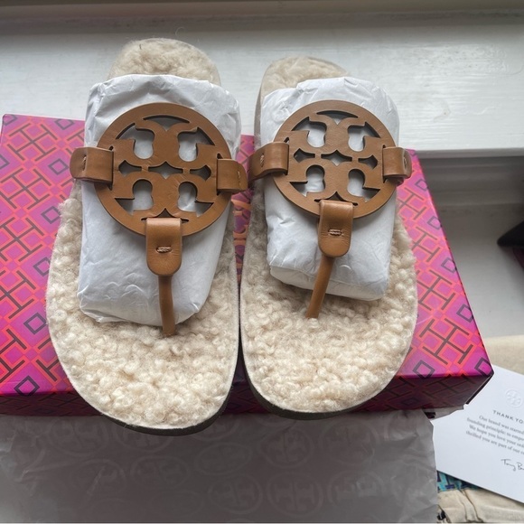 Tory Burch Miller Cloud Shearling Leather Sandal Caramel Corn,size7 ,BNIB, $268 - Picture 2 of 9